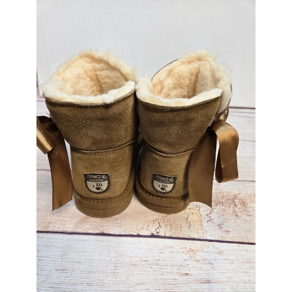 PAWZ By Bearpaw Amelia Youth Size 3 Hickory Genuine Suede Ankle Boots‎ (EUC)